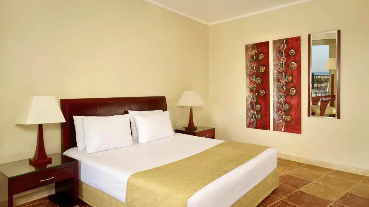 Hotel Coral Sea Beach & Aqua Park - Al Ain Sokhna